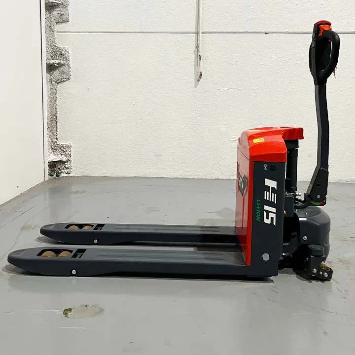 Transpaleta Eléctrica RTM CBD15-20-BLIH – Ligera y Eficiente - vista principal